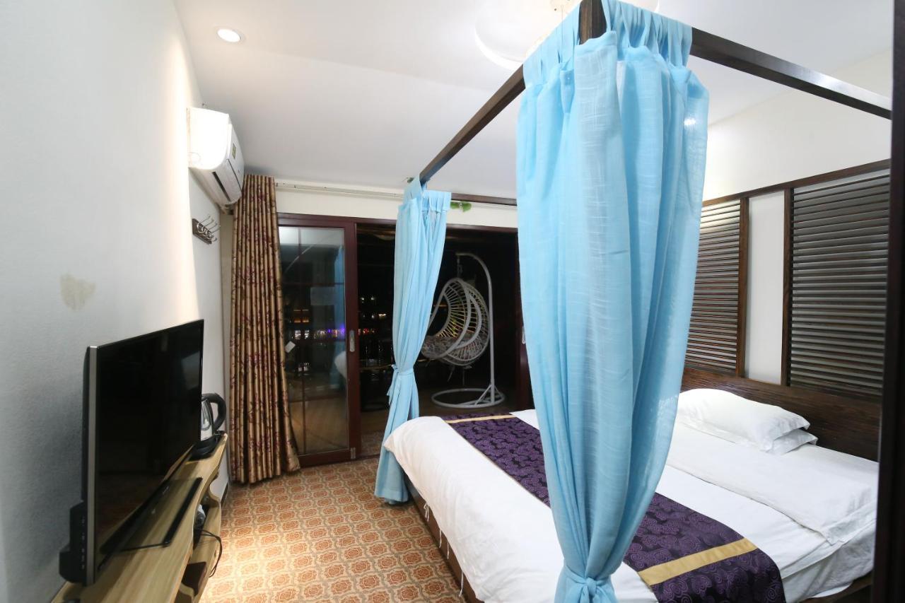 Lqj Riverside Guest House เฟิ่งหวง ภายนอก รูปภาพ