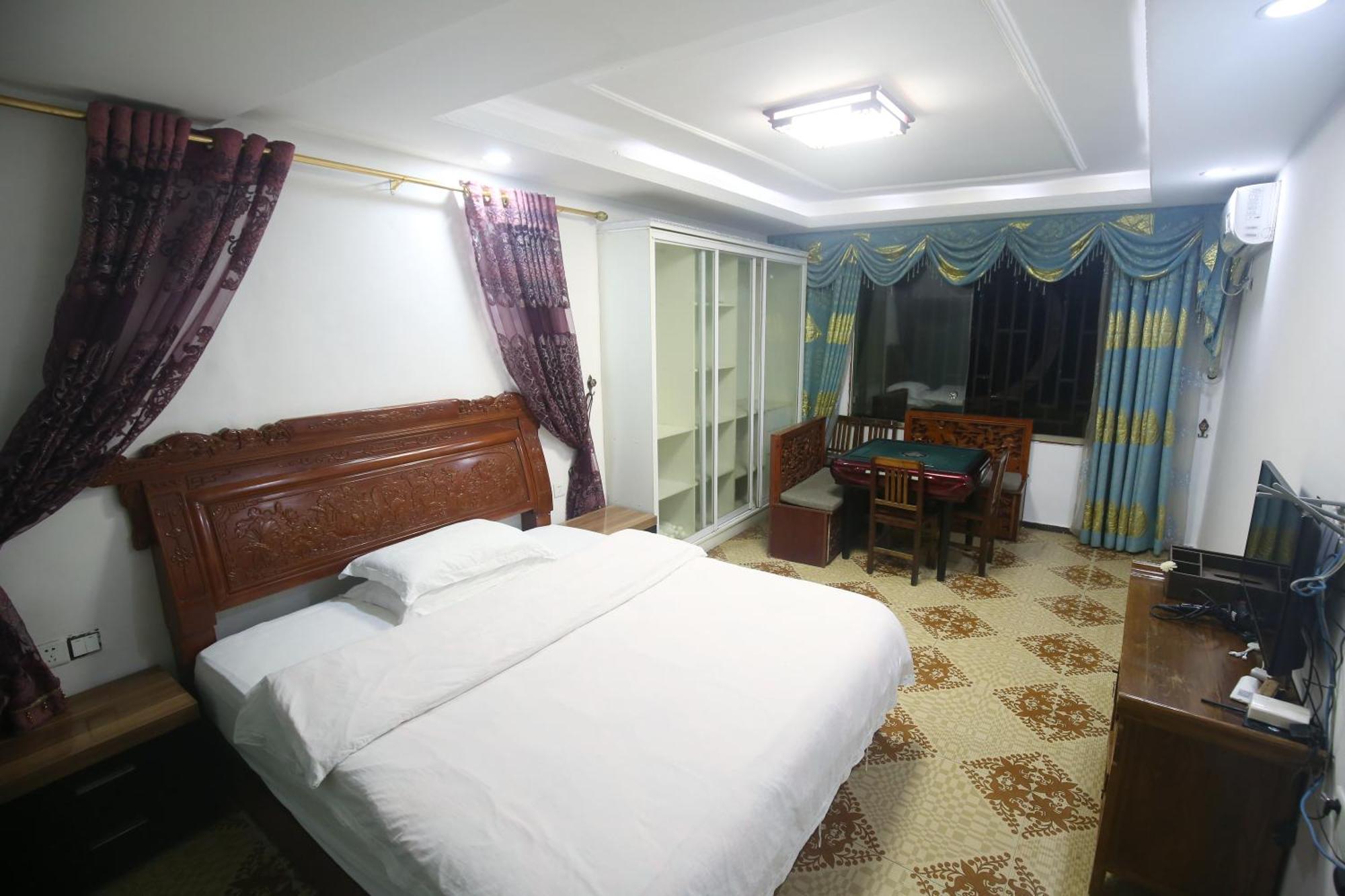 Lqj Riverside Guest House เฟิ่งหวง ภายนอก รูปภาพ