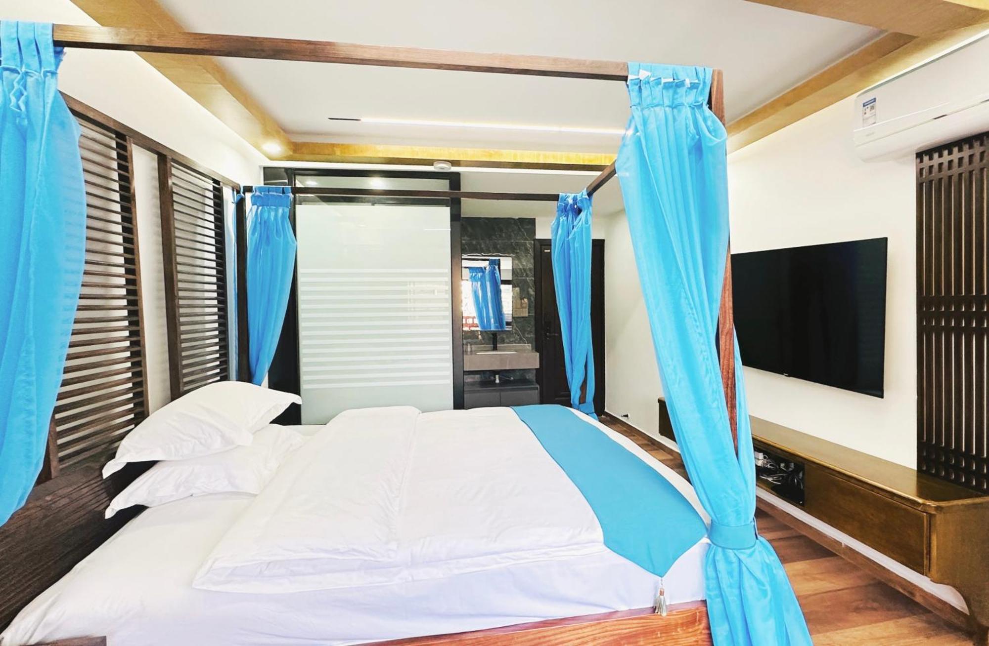 Lqj Riverside Guest House เฟิ่งหวง ภายนอก รูปภาพ