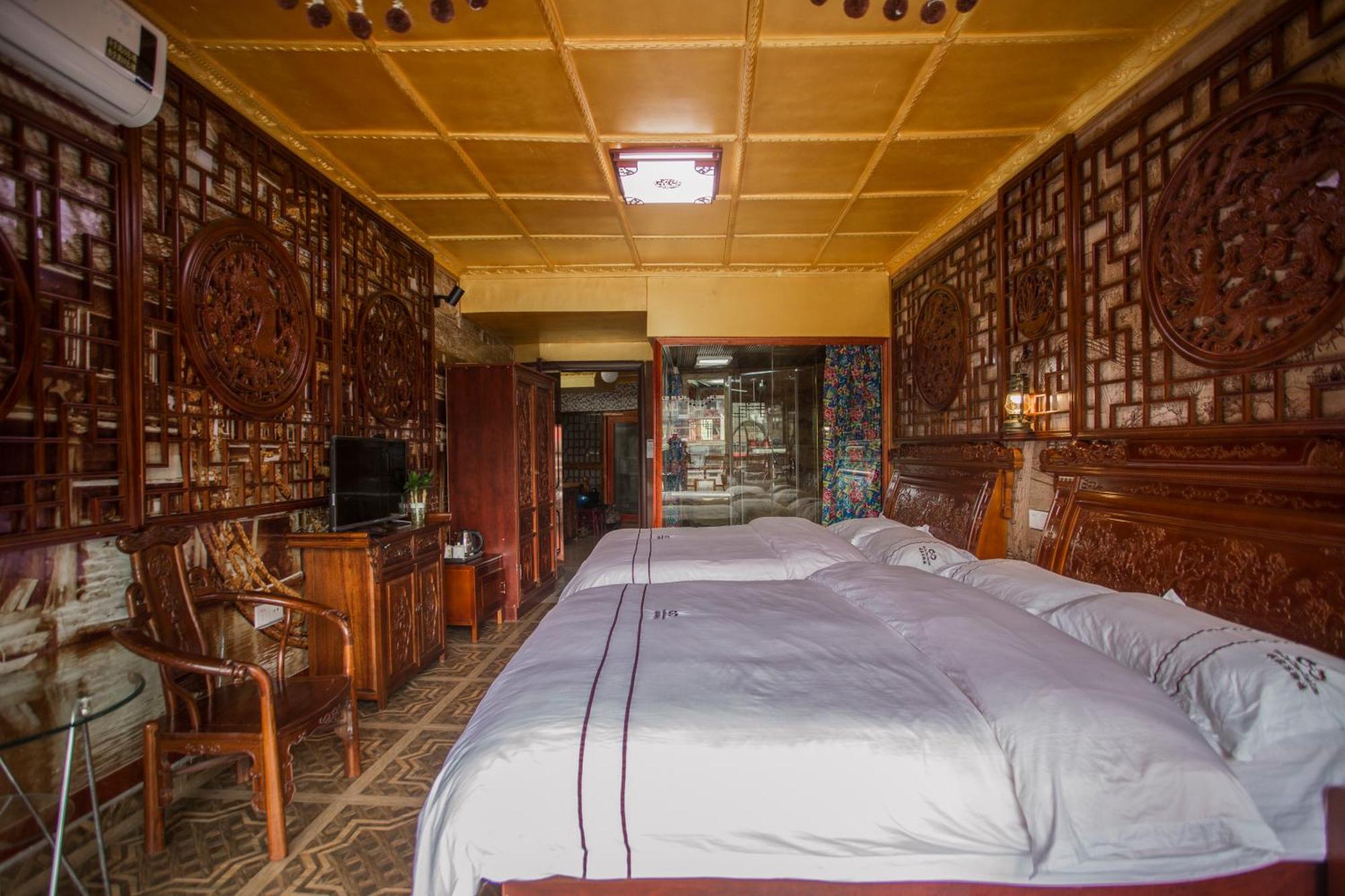 Lqj Riverside Guest House เฟิ่งหวง ภายนอก รูปภาพ
